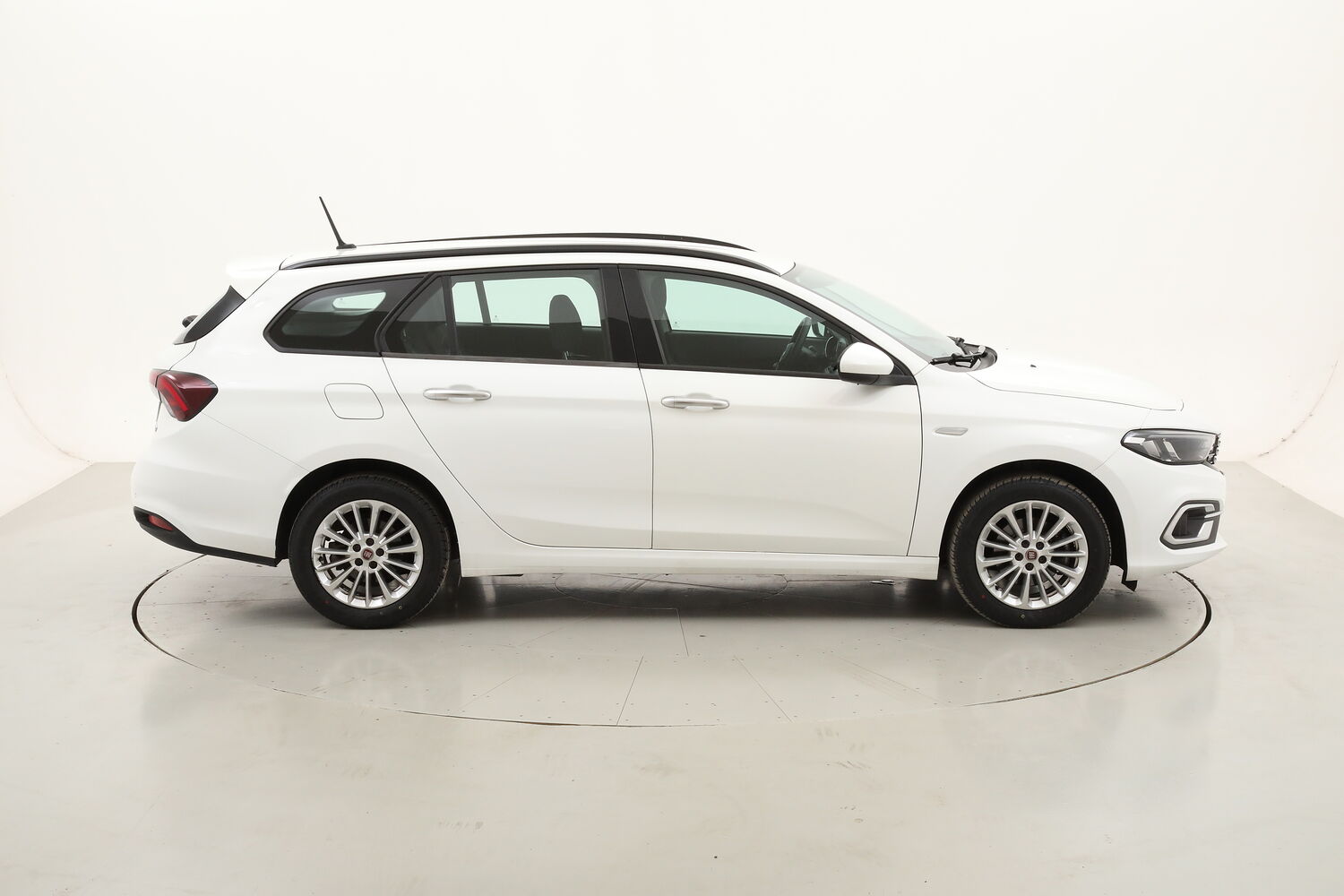 Fiat Tipo SW Business usata del 2021 con 113.262 km