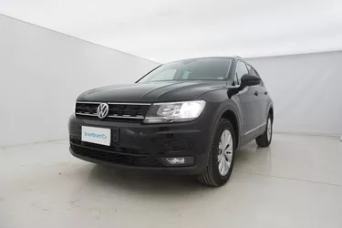 Volkswagen Tiguan Business 4MOTION DSG 2.0 Diesel 150CV Automatico Visione frontale