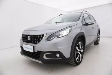 Peugeot 2008 Allure EAT6 1.5 Diesel 120CV Automatico Visione frontale