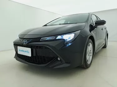 Toyota Corolla TS Hybrid Business 1.8 Full Hybrid 122CV Automatico Visione frontale