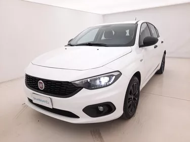 Fiat Tipo Street 1.3 Diesel 95CV Manuale Visione frontale
