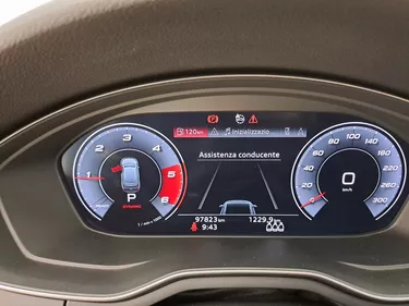 Audi A4 Avant 40 TDI S line edition S tronic quattro 2.0 Diesel 190CV Automatico Interni