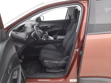 Peugeot 3008 Business 1.5 Diesel 131CV Manuale Sedili