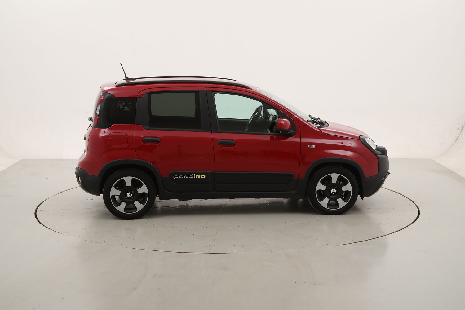 Fiat Panda Hybrid Pandina Cross usata del 2025 con 16.388 km