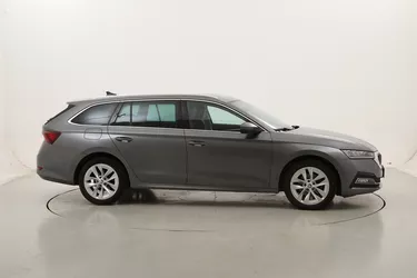 Skoda Octavia Wagon Style DSG 2.0 Diesel 150CV Automatico Skoda Octavia Wagon Style DSG 2.0 Diesel 150CV Automatico