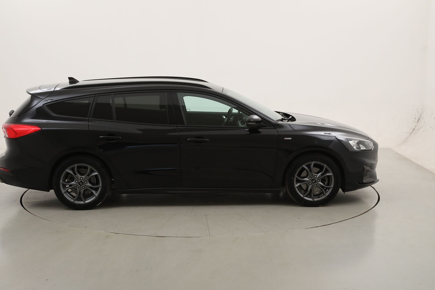 Ford Focus SW Hybrid ST-Line usata del 2020 con 73.442 km