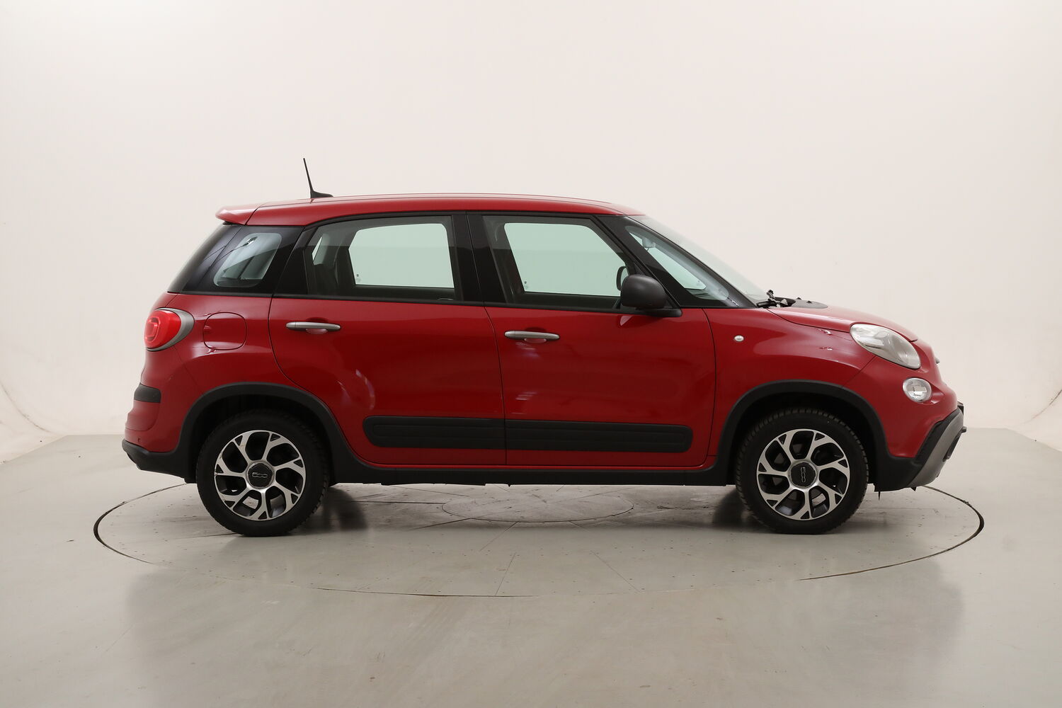 Fiat 500L Cross usata del 2022 con 113.554 km