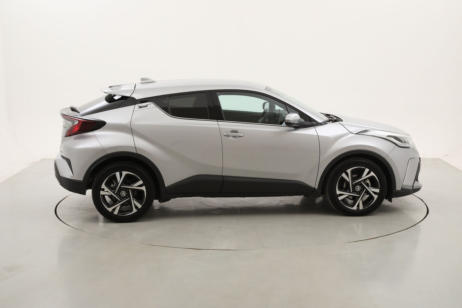 Toyota C-HR Hybrid MoreBusiness usata del 2024 con 4.887 km