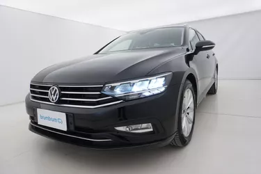 Volkswagen Passat Variant Business DSG 1.6 Diesel 120CV Automatico Visione frontale