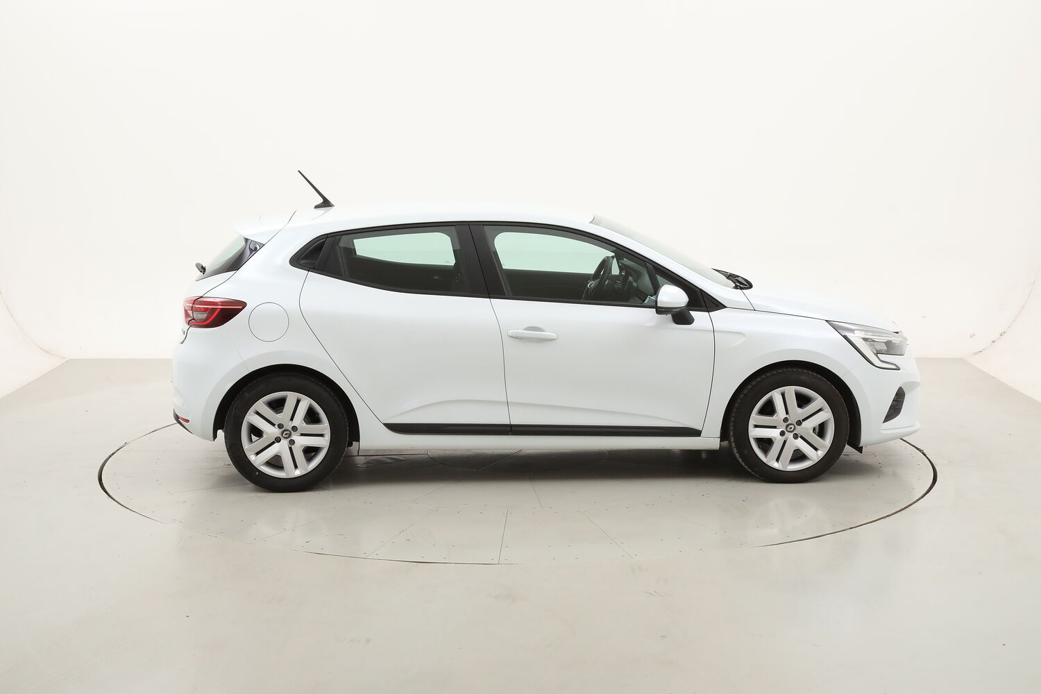 Renault Clio Hybrid Business usata del 2021 con 41.824 km