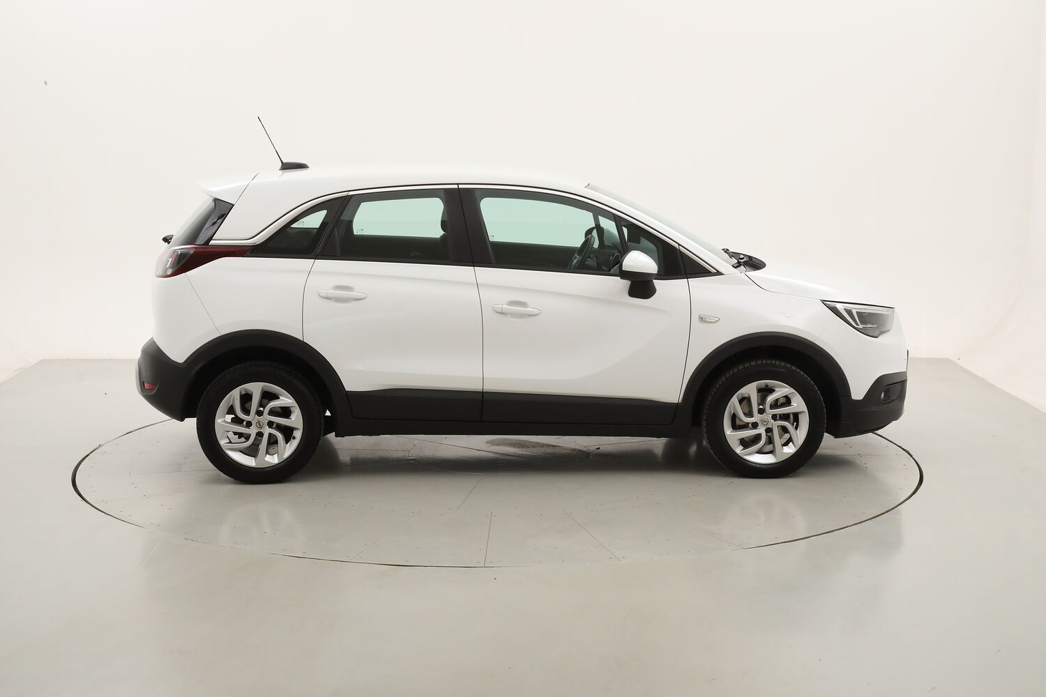 Opel Crossland Innovation AT6 usata del 2020 con 76.581 km