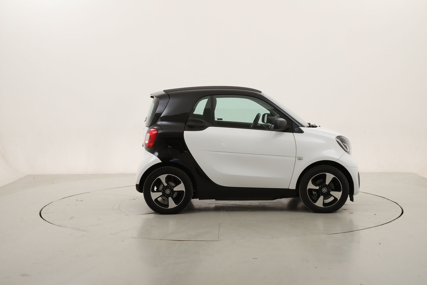 Smart Fortwo EQ Passion usata del 2021 con 15.132 km