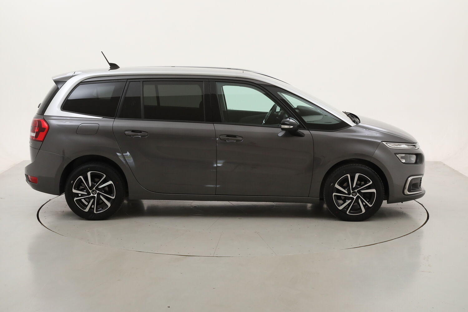 Citroen Grand C4 SpaceTourer Shine EAT8 usata del 2022 con 54.473 km