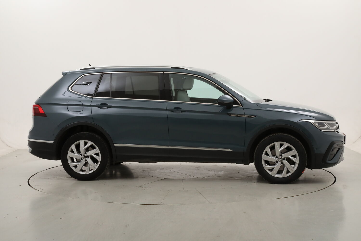 Volkswagen Tiguan Elegance DSG 4MOTION usata del 2022 con 93.595 km