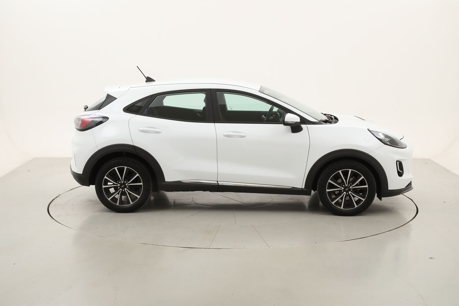 Ford Puma Titanium usata del 2021 con 63.022 km
