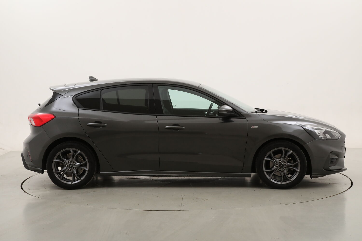 Ford Focus Hybrid ST-Line usata del 2021 con 112.983 km