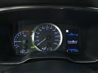 Toyota Corolla Hybrid Business 2.0 Full Hybrid 184CV Automatico Interni