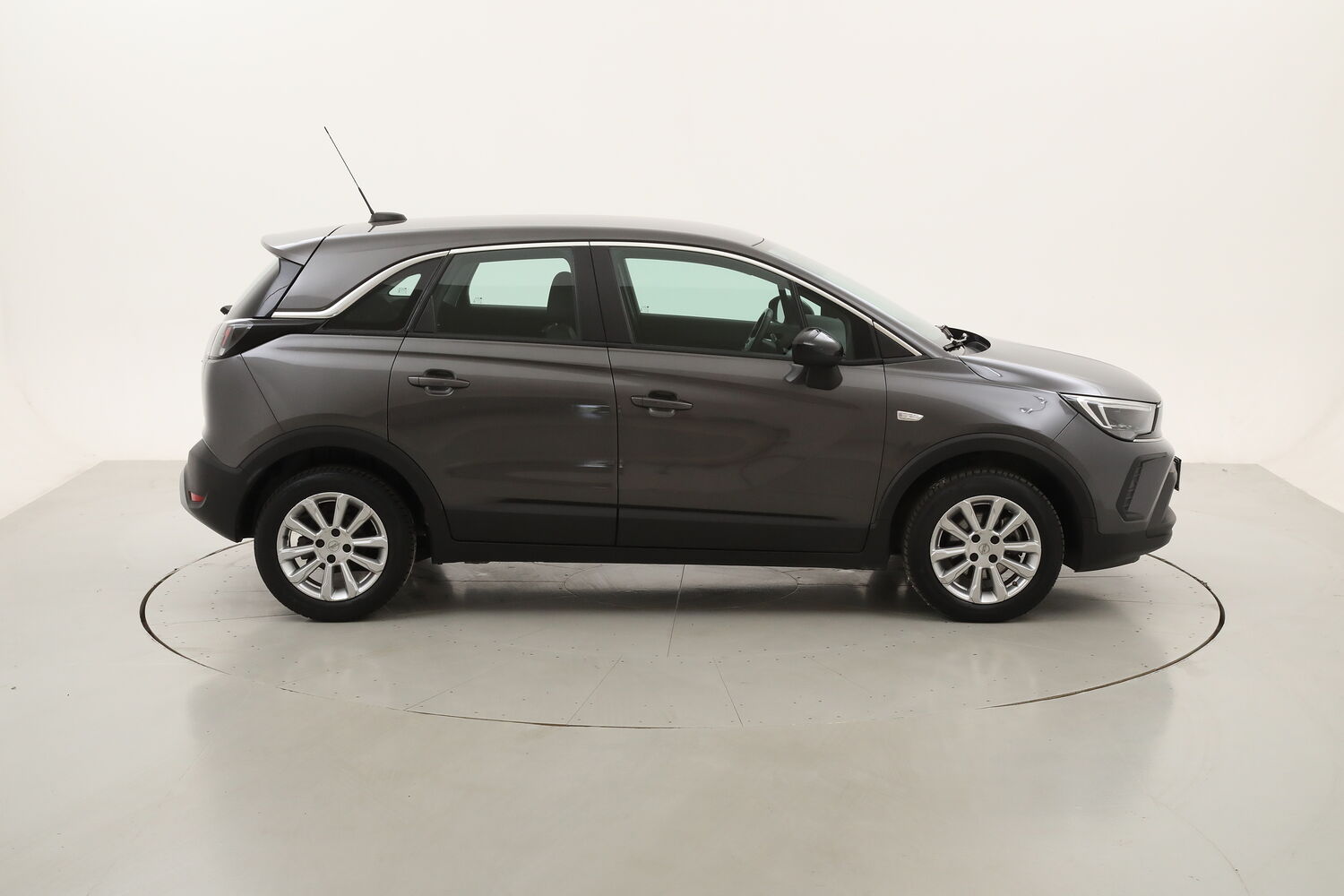 Opel Crossland Elegance AT6 usata del 2022 con 56.084 km