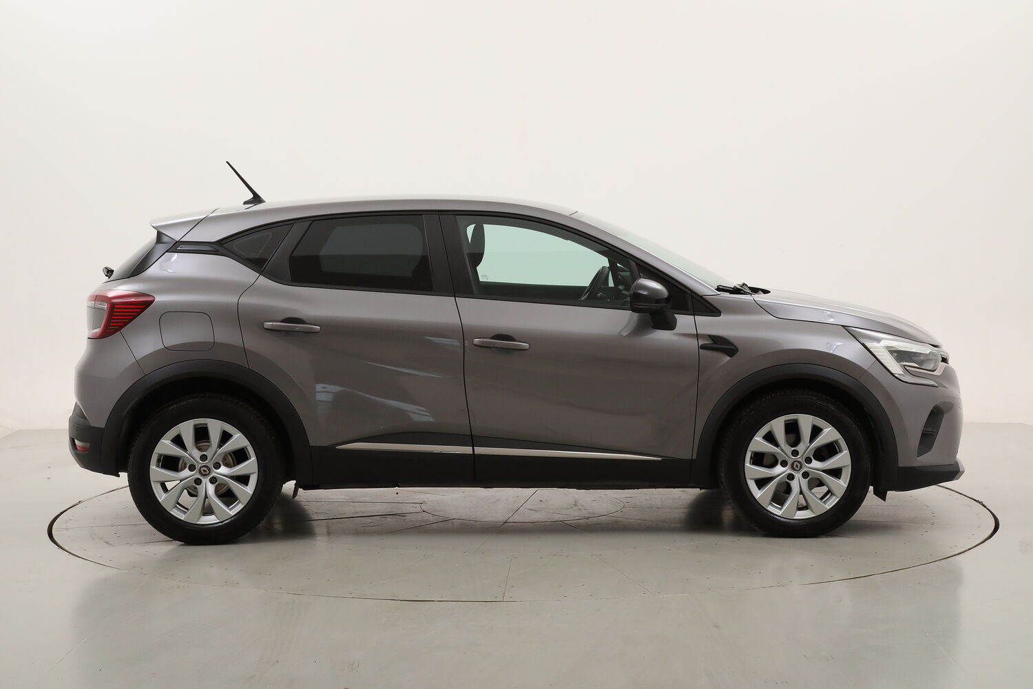 Renault Captur Business EDC usata del 2021 con 98.747 km