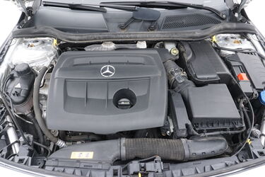 Vano motore di Mercedes CLA