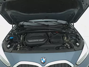 BMW Serie 1 118d Business Advantage 2.0 Diesel 150CV Automatico Vano motore