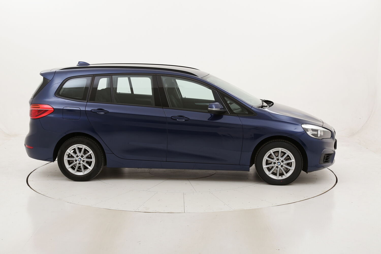 BMW Serie 2 Gran Tourer 216d Advantage Aut. usata del 2017 con 61.080 km