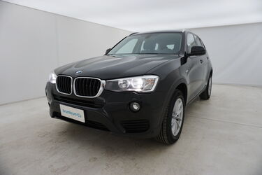 BMW X3 Visione frontale Visione frontale di BMW X3