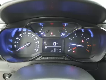 Citroen C3 Shine 1.2 Benzina 83CV Manuale Interni