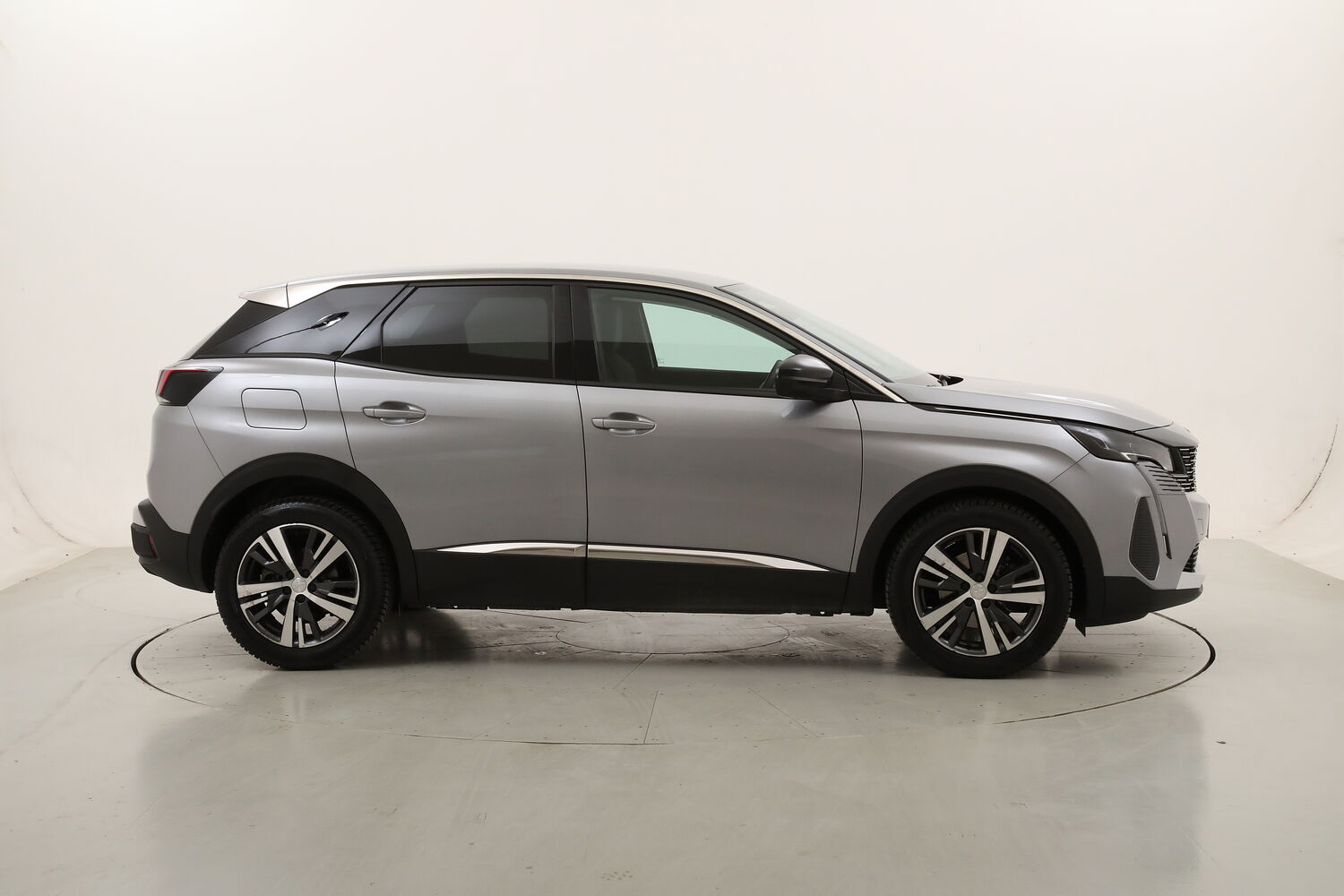 Peugeot 3008 Allure EAT8 usata del 2022 con 63.592 km