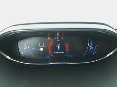 Peugeot 5008 Allure Pack EAT8  1.5 Diesel 131CV Automatico Interni