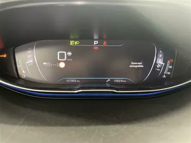 Peugeot 5008 Allure Pack EAT8 - 7 POSTI 1.5 Diesel 131CV Automatico Interni