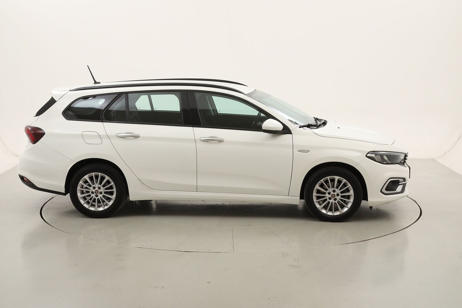 Fiat Tipo SW Business usata del 2021 con 117.878 km