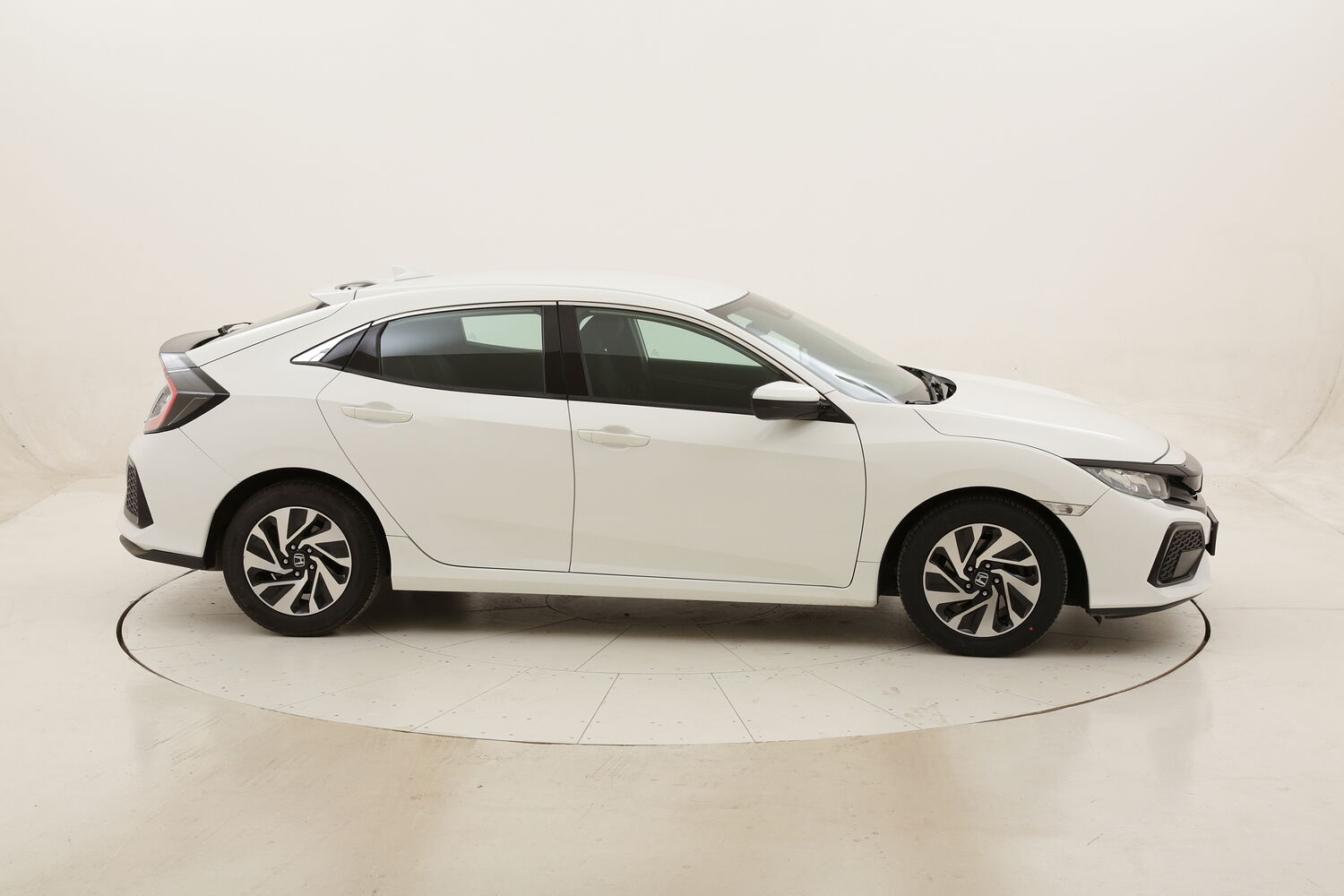 Honda Civic Comfort Navi usata del 2018 con 116.956 km