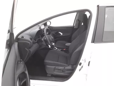 Toyota Yaris Hybrid Business 1.5 Full Hybrid 116CV Automatico Sedili