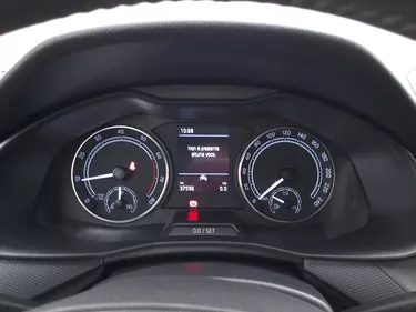 Skoda Kamiq Ambition 1.0 Benzina 95CV Manuale Interni