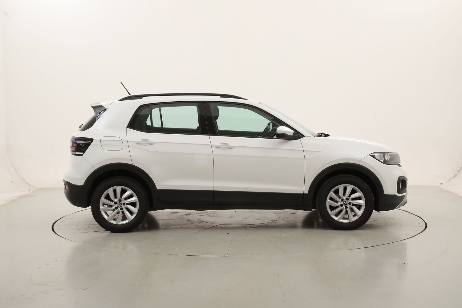 Volkswagen T-Cross Style DSG usata del 2022 con 123.684 km