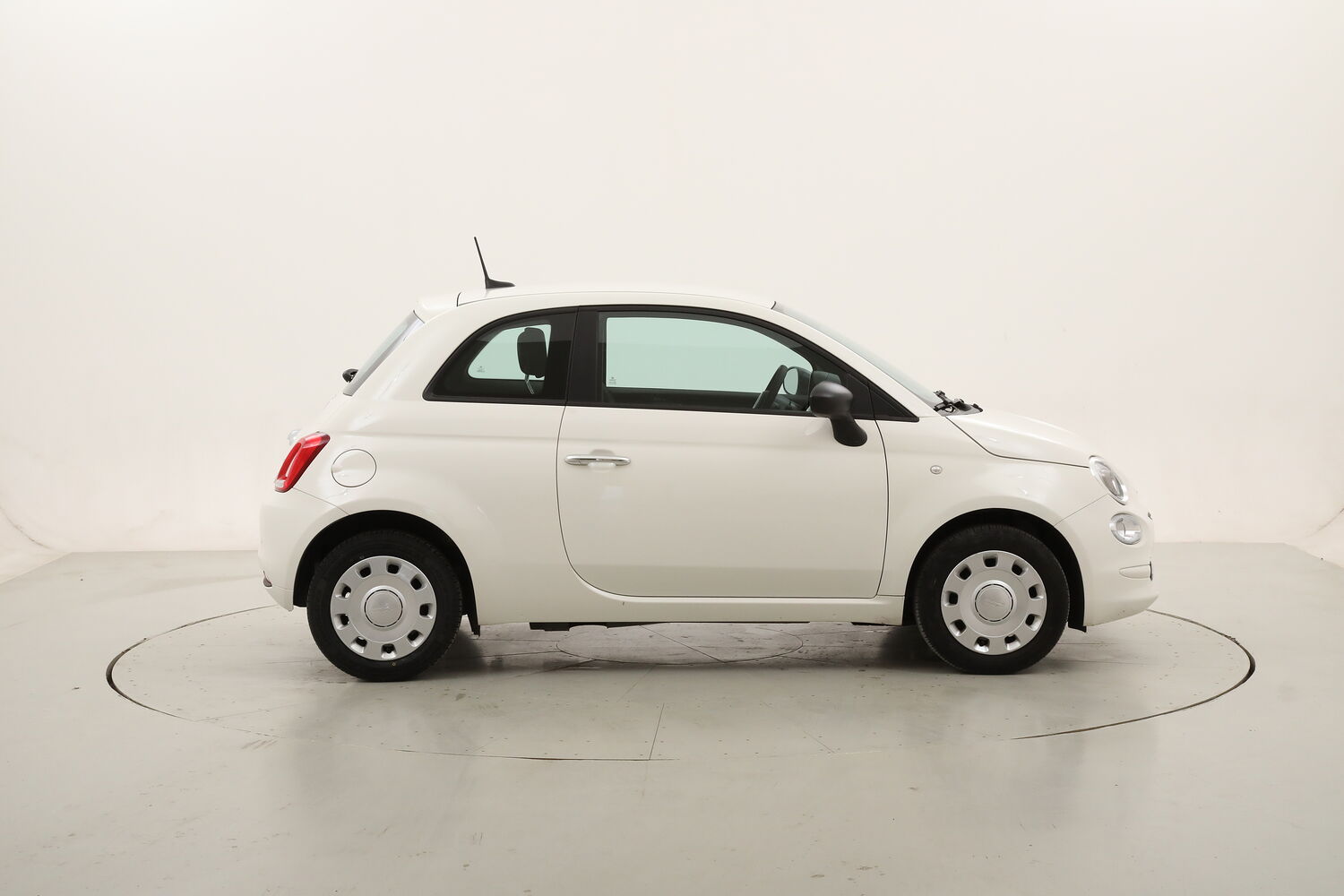 Fiat 500 Hybrid usata del 2023 con 40.219 km