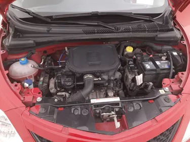 Lancia Ypsilon Hybrid Gold 1.0 Mild Hybrid 69CV Manuale Vano motore