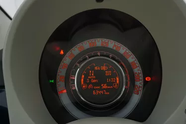 Fiat 500 Lounge Dualogic 1.2 Benzina 69CV Automatico Interni