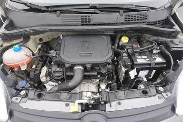 Fiat Panda Hybrid City Life 1.0 Mild Hybrid 70CV Manuale Vano motore