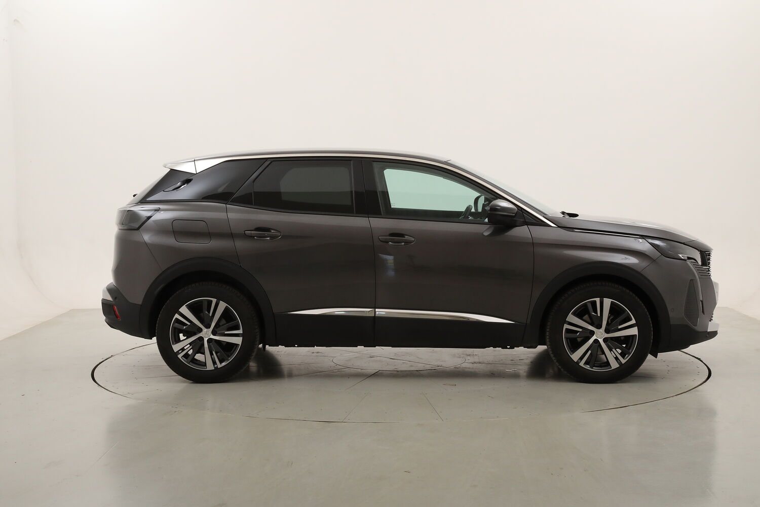 Peugeot 3008 Allure Pack EAT8 usata del 2022 con 87.063 km