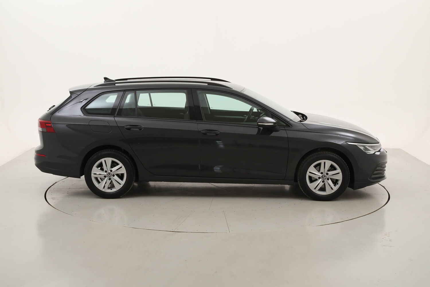 Volkswagen Golf Variant Variant Life DSG usata del 2022 con 60.841 km