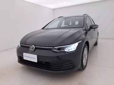 Volkswagen Golf Variant Variant Life DSG 1.0 Mild Hybrid 110CV Automatico Visione frontale