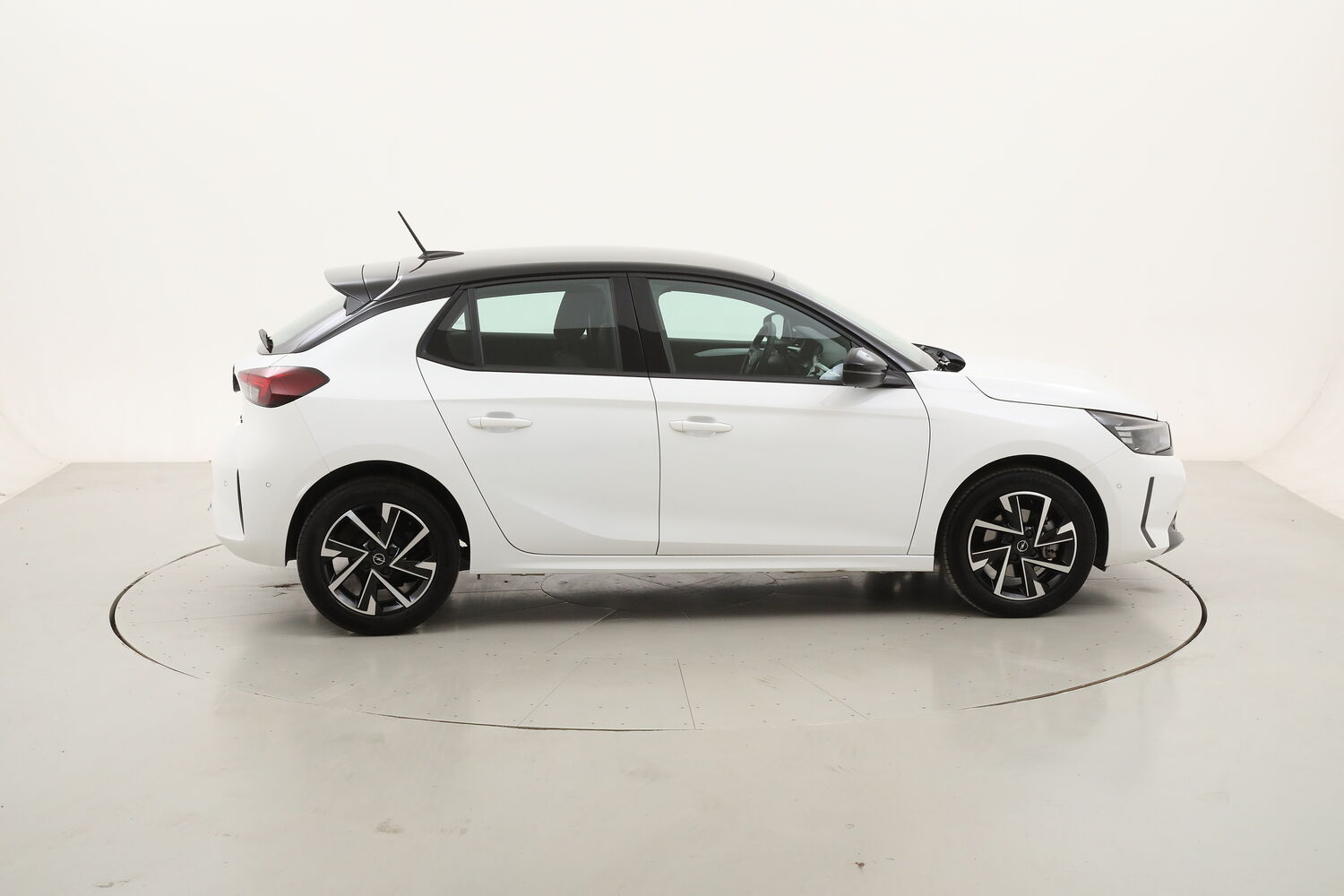 Opel Corsa GS usata del 2025 con 22.817 km