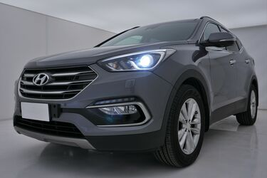 Visione frontale di Hyundai Santa Fe