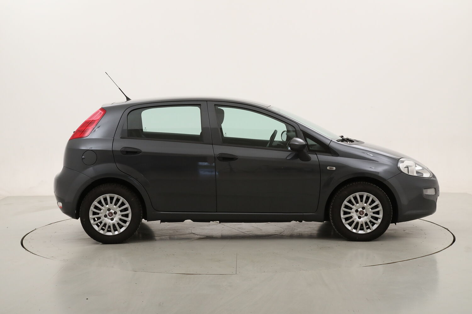 Fiat Punto Street usata del 2017 con 107.150 km