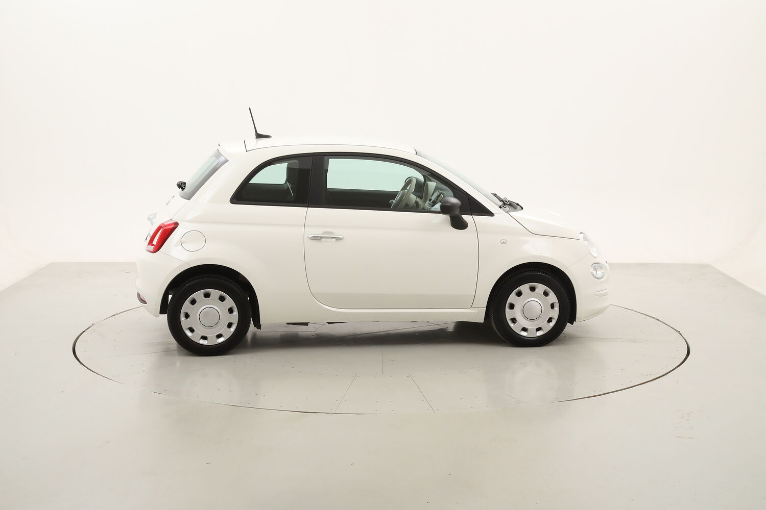 Fiat 500 Hybrid Cult usata del 2021 con 44.931 km