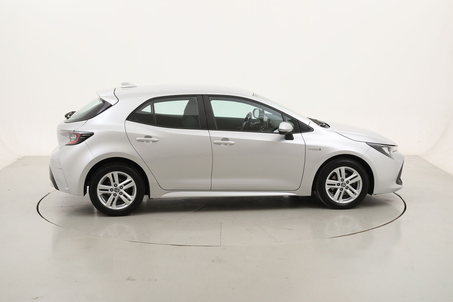 Toyota Corolla Hybrid Business usata del 2022 con 104.217 km