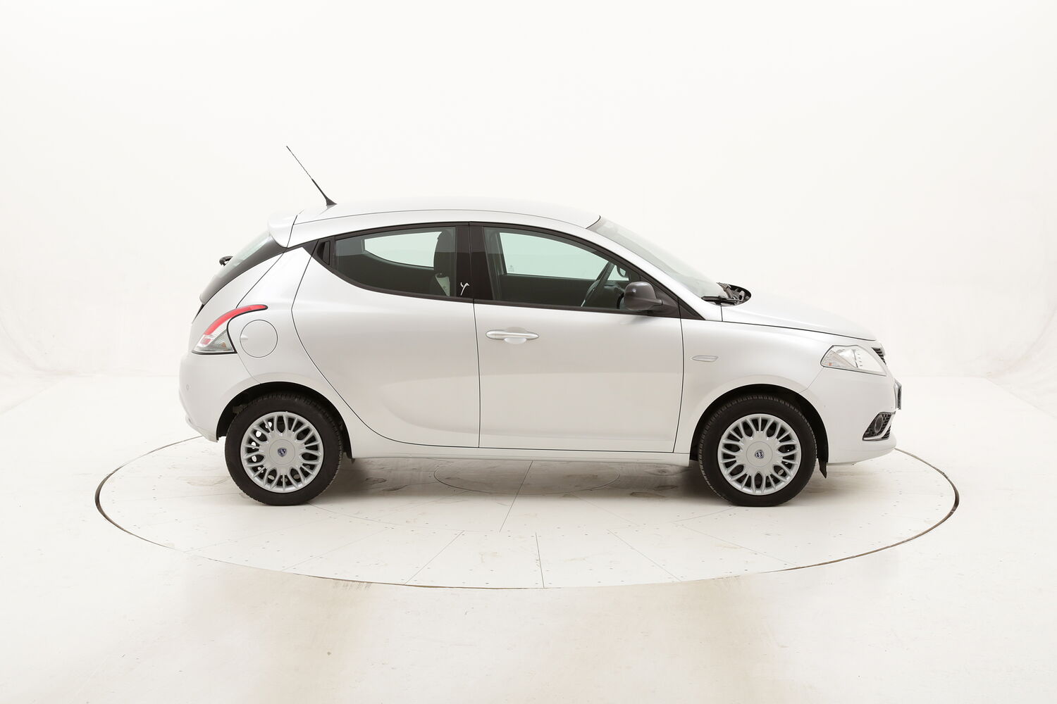 Lancia Ypsilon Gold usata del 2017 con 31.312 km