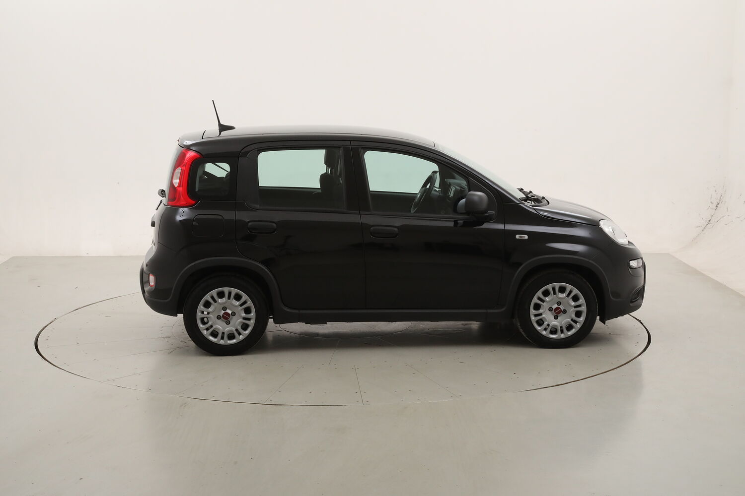 Fiat Panda Hybrid usata del 2023 con 16.566 km